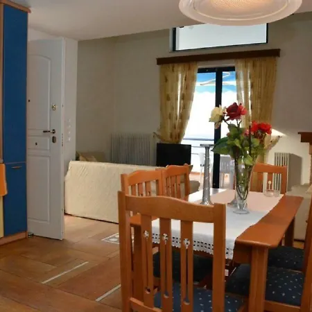 Kamari Beachfront Prázdninový dům Xylokastro